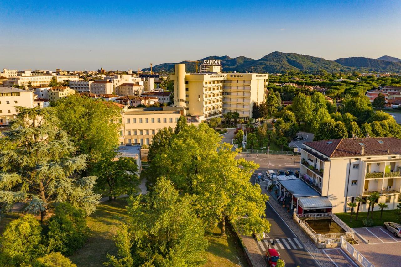 Hotel Savoia Thermae & Spa (Adults Only) อาบาโนแตร์เม ภายนอก รูปภาพ