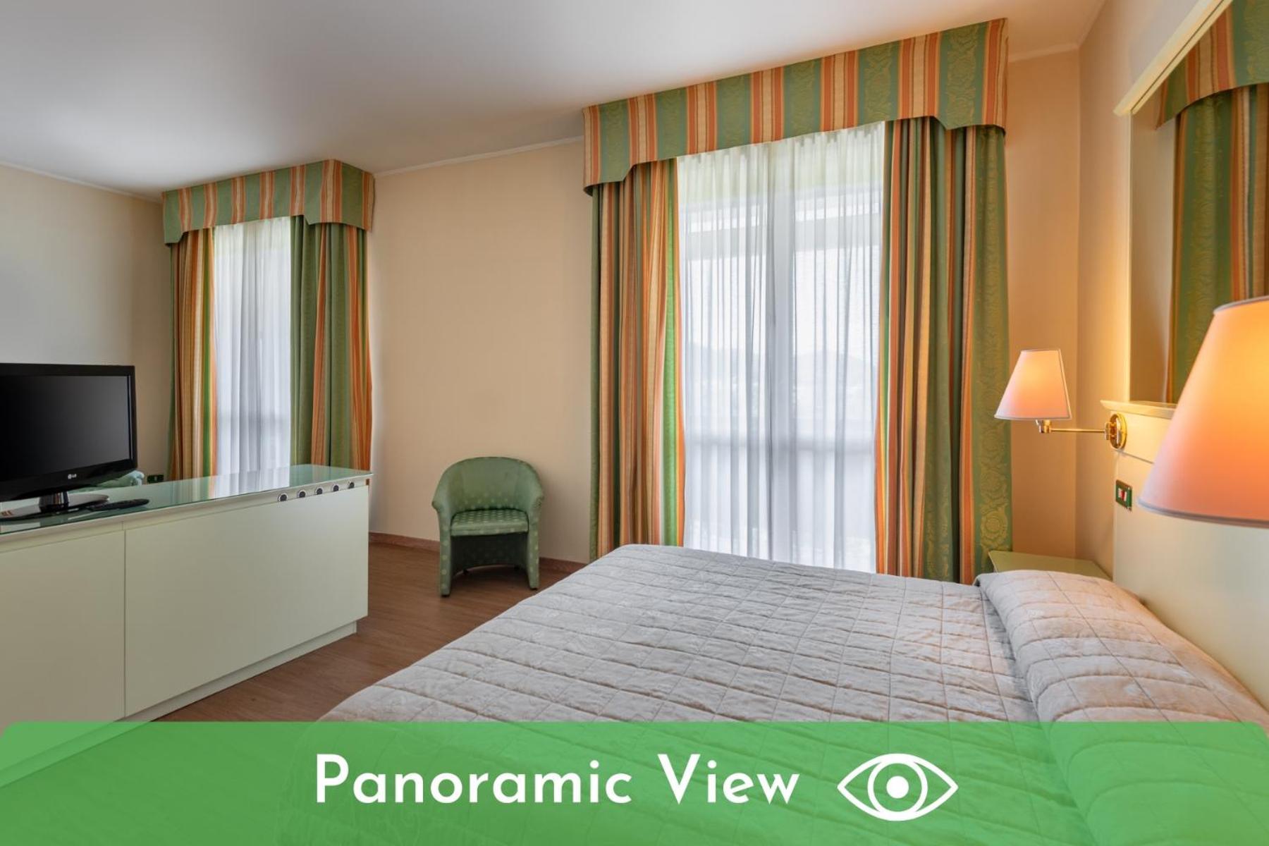 Hotel Savoia Thermae & Spa (Adults Only) อาบาโนแตร์เม ภายนอก รูปภาพ